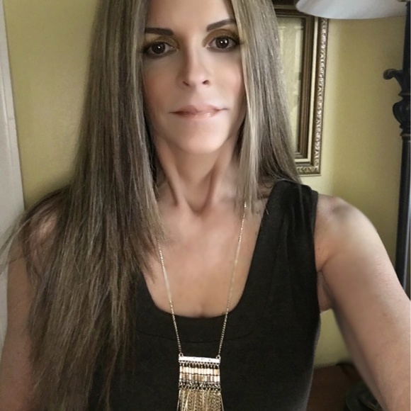 Fringe Gold Rhinestone Statement Necklace - Picture 7 of 7